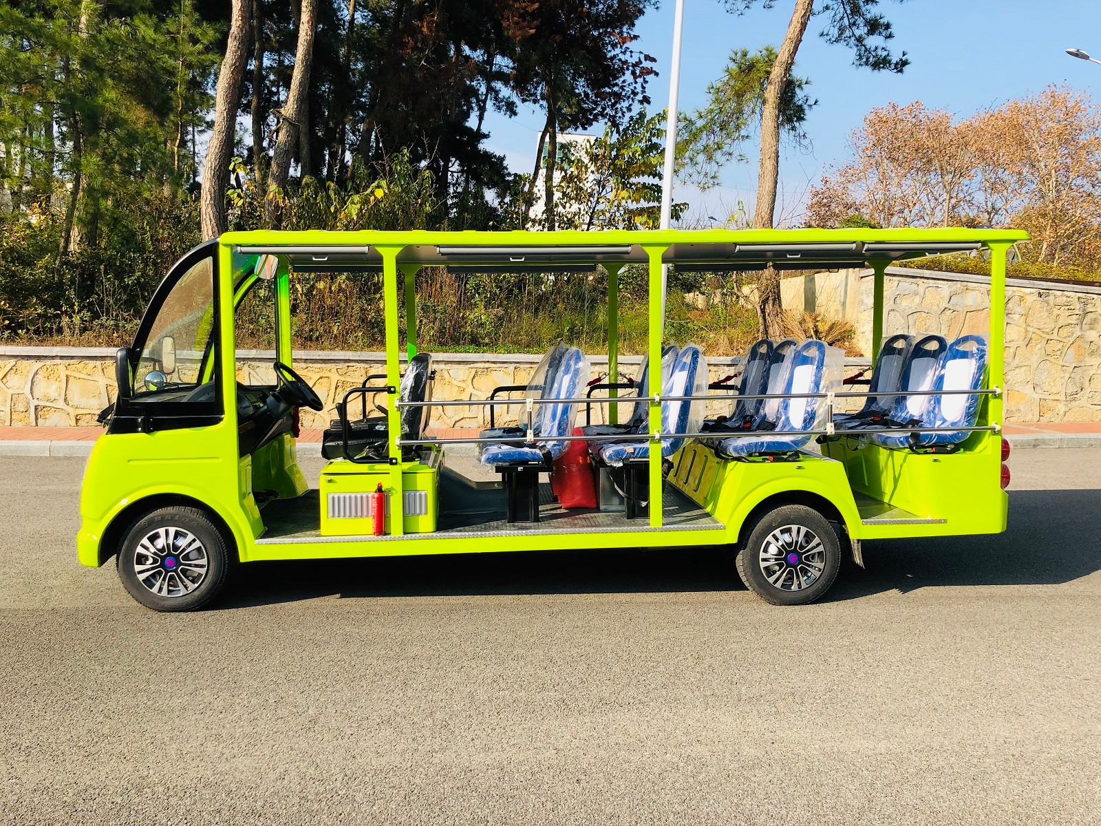 14座燃油觀光車(chē)